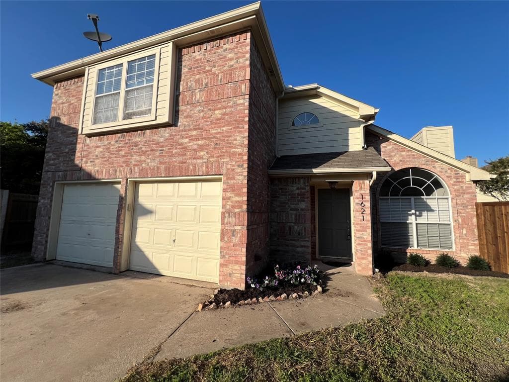 1621 Collin Dr