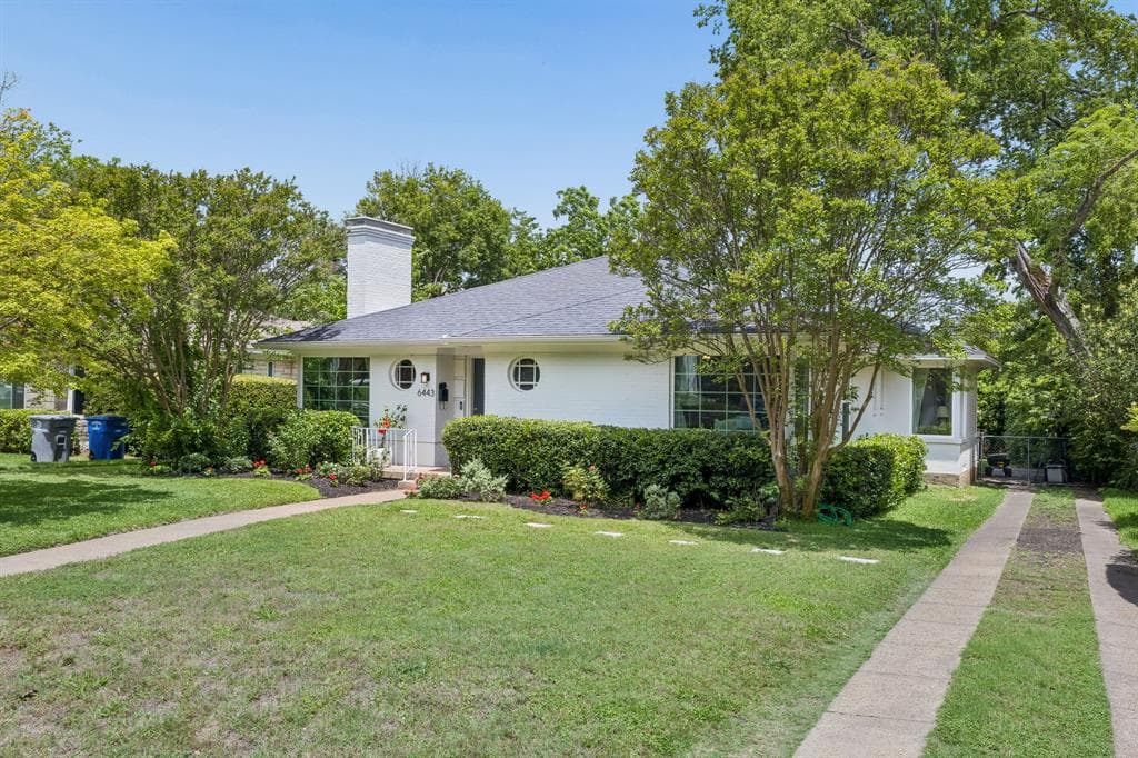 6443 Vickery Blvd