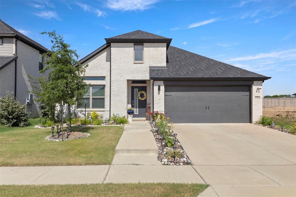 3024 Beau Daniel Dr