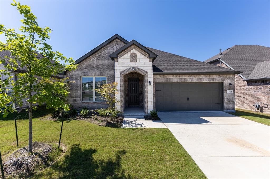 1515 Bridlepath Trl