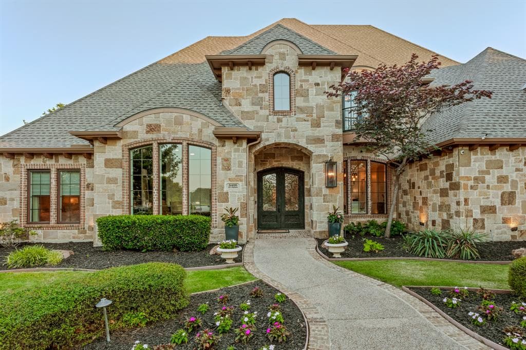 5405 Lake Windermere Dr