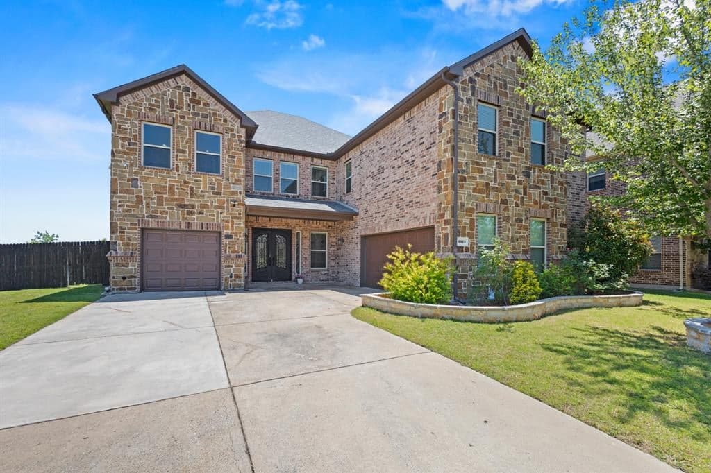 3512 Harlan Dr