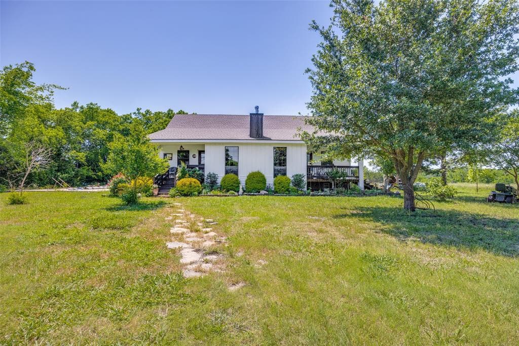 744 County Road 4910