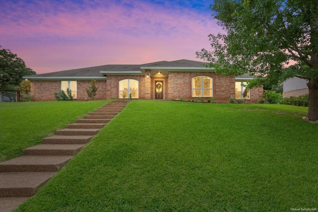 10025 Forest View Dr