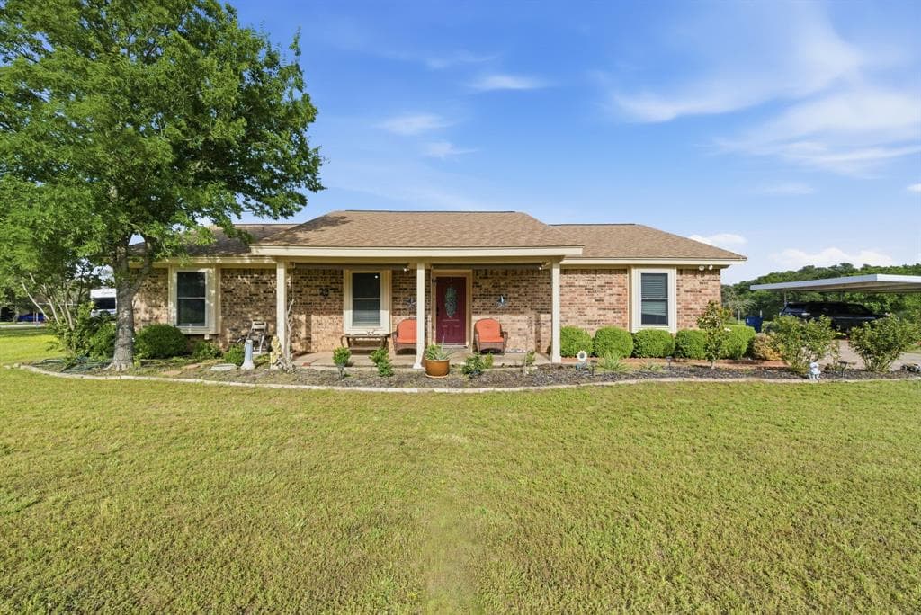 2009 Adams Ln S