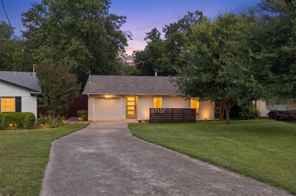 10357 Baronne Cir