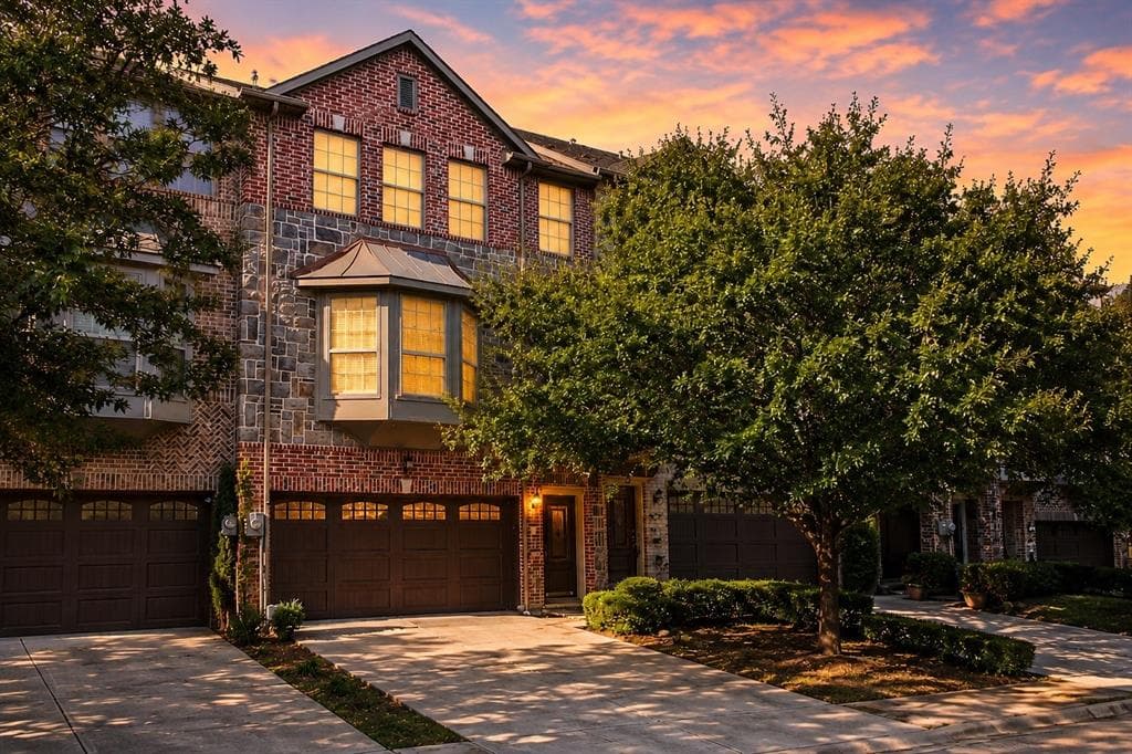 7889 Morven Park