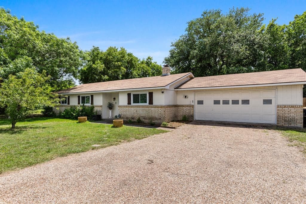 406 Cindy Ln