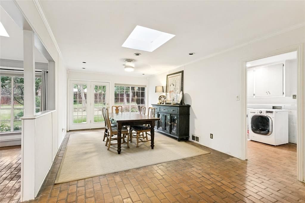 Gallery image 3