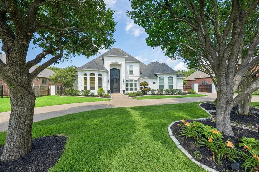 920 Independence Pkwy