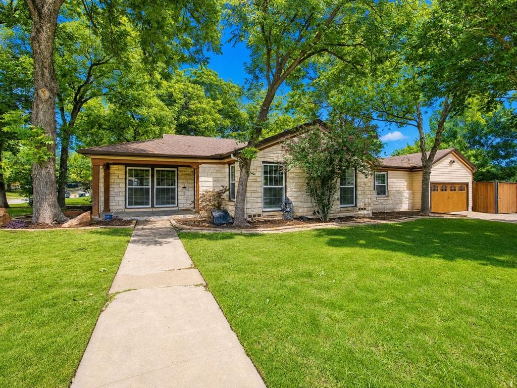 4410 El Campo Ave