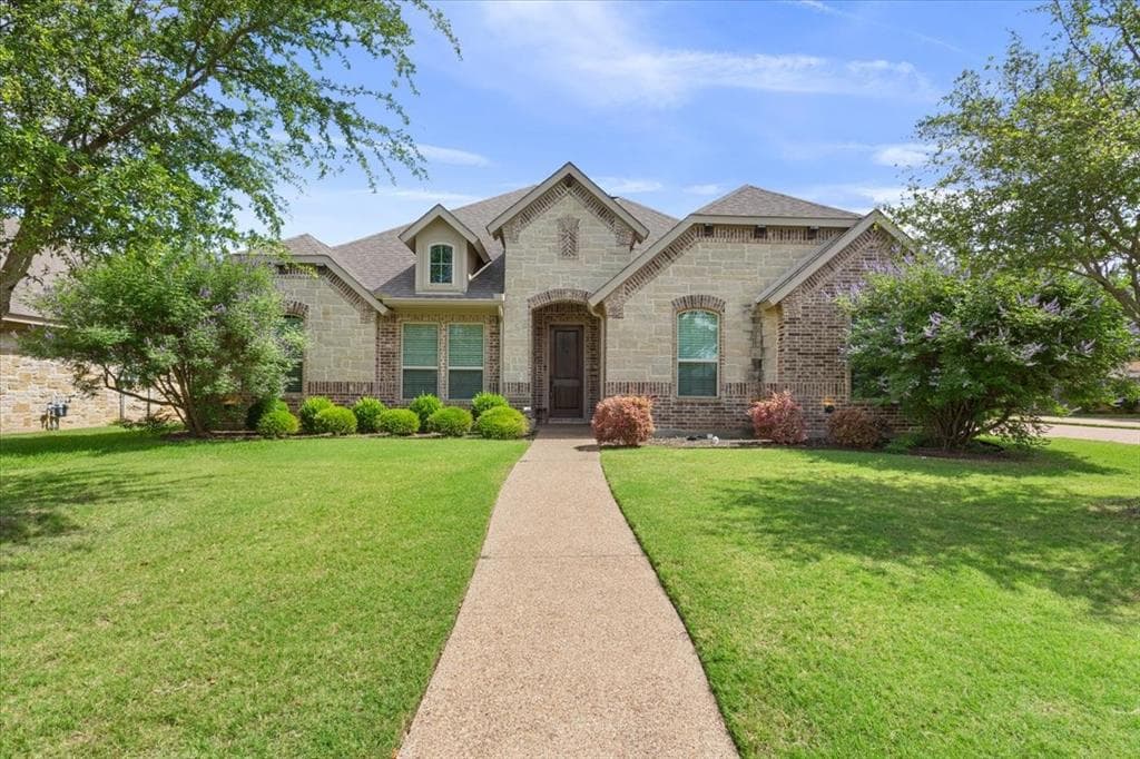 310 Desert Sky Dr