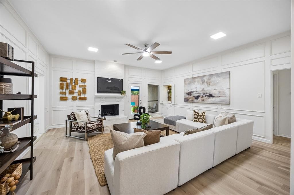 4540 New Orleans Dr