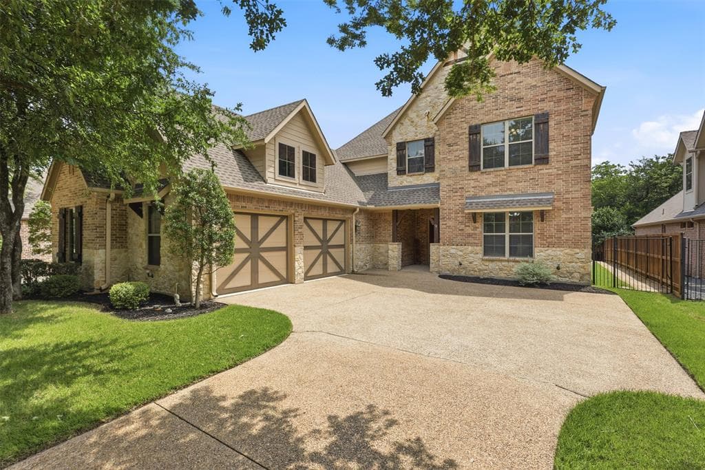 329 Parkview Ln
