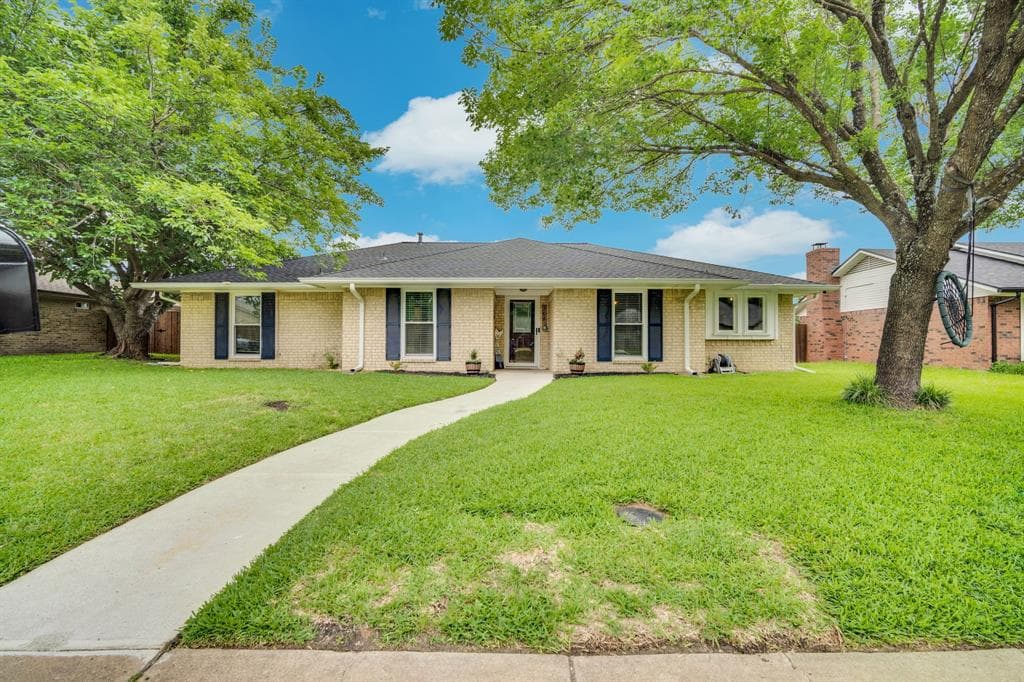 308 Buffalo Creek Dr