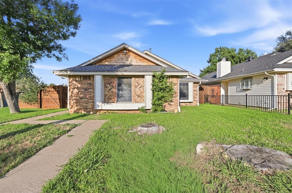 324 Crooked Ln