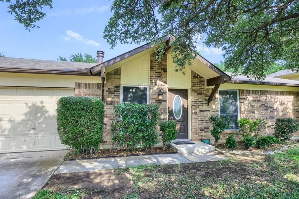5901 Guildwood Dr