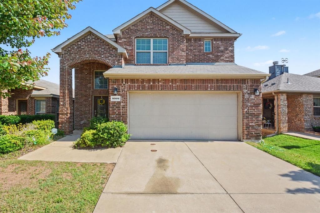 8909 Tenderfoot Ln