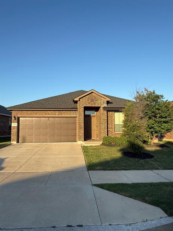 9124 Sycamore Leaf Dr