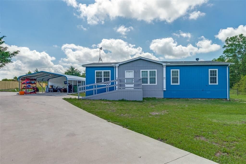 9147 County Road 1143
