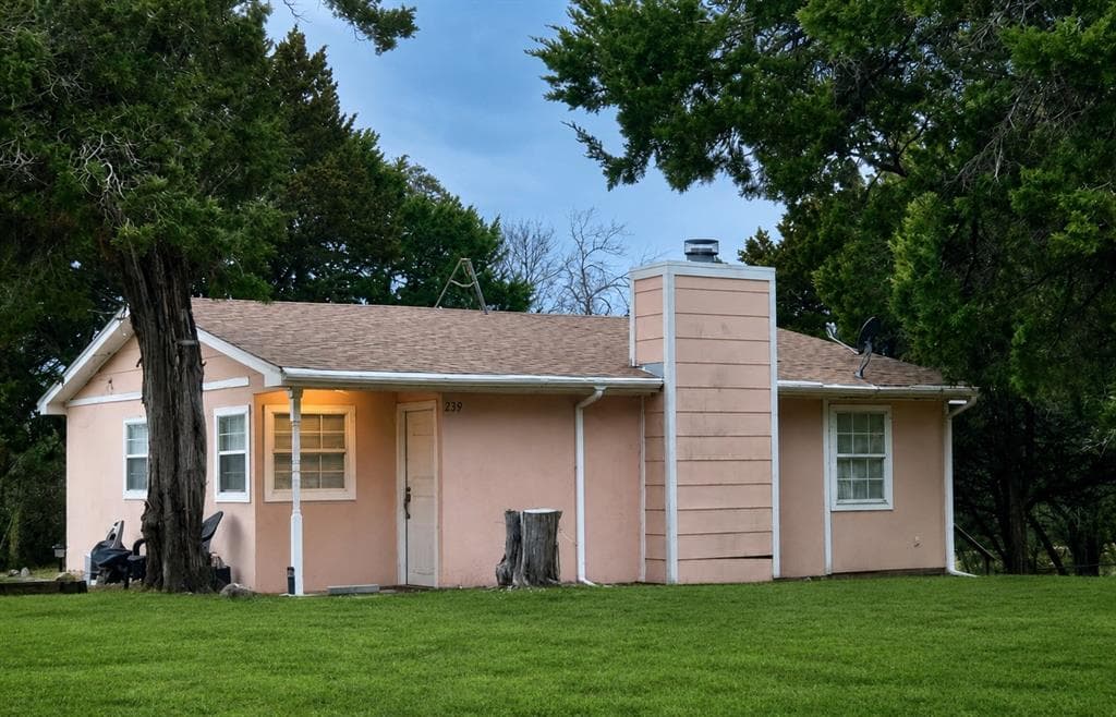 229 Canyon Dr
