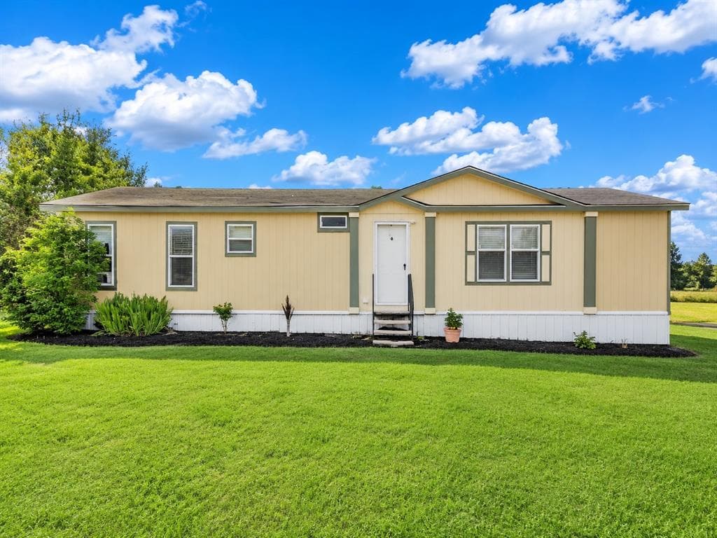 237 High Bluff Dr