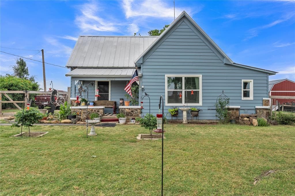 9522 E Fm 174