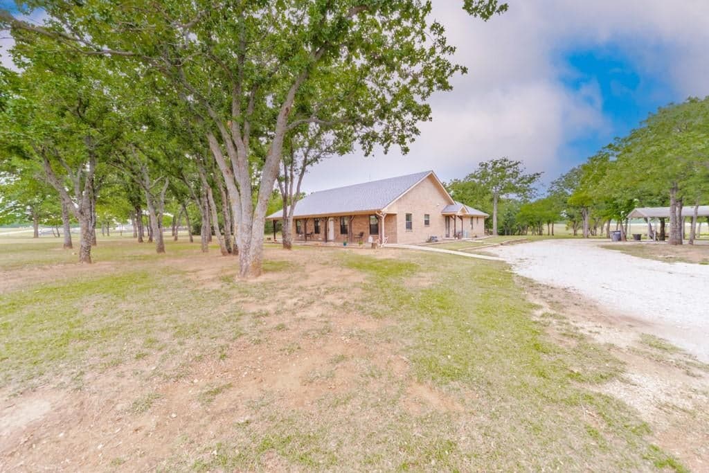 383 Briar Creek Ln