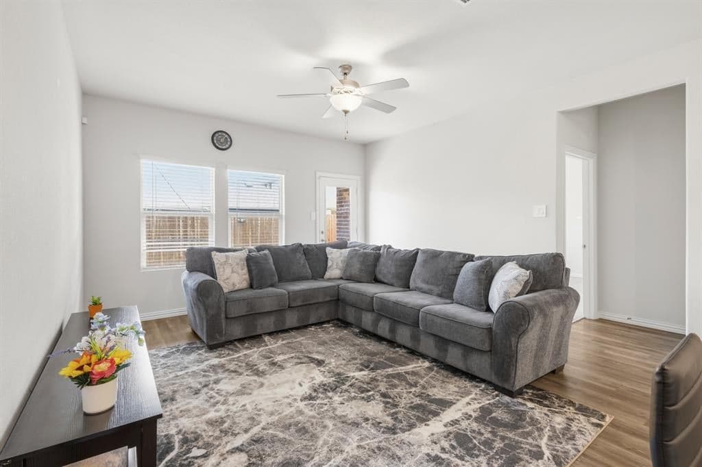 206 Goosewood Dr