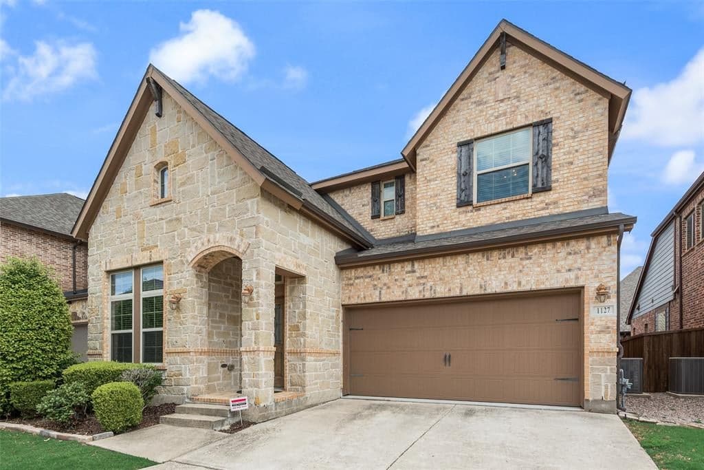 1127 Piedmont Ln