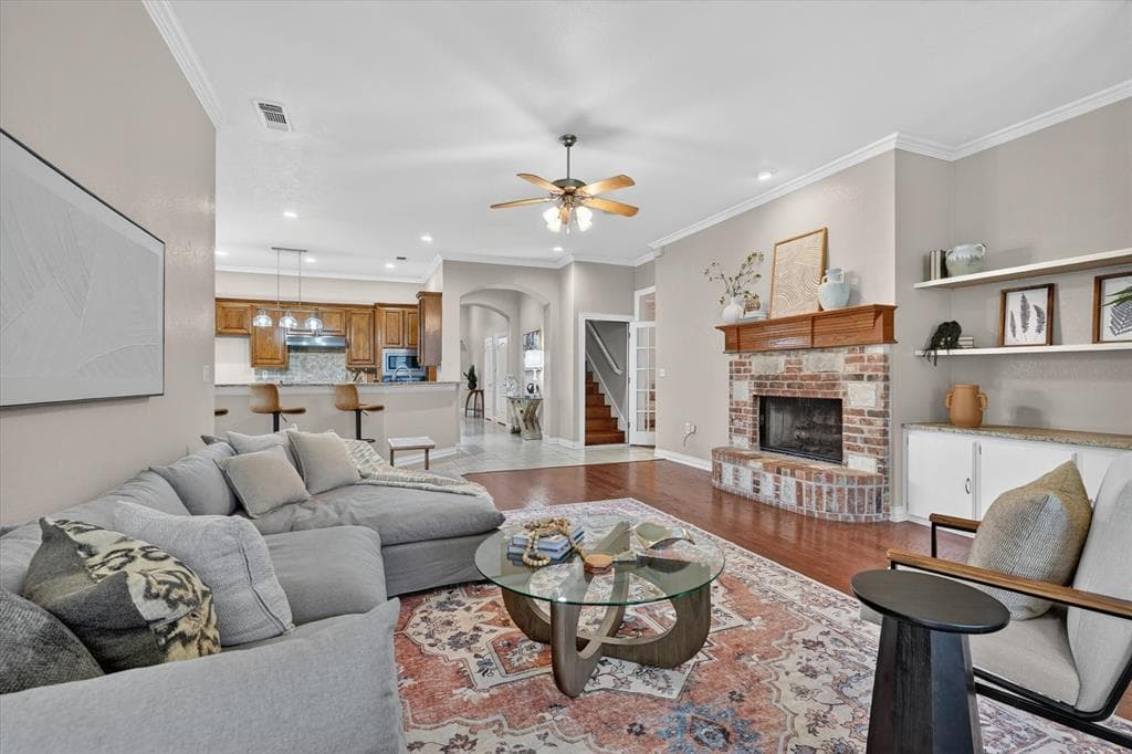 9713 Corral Dr