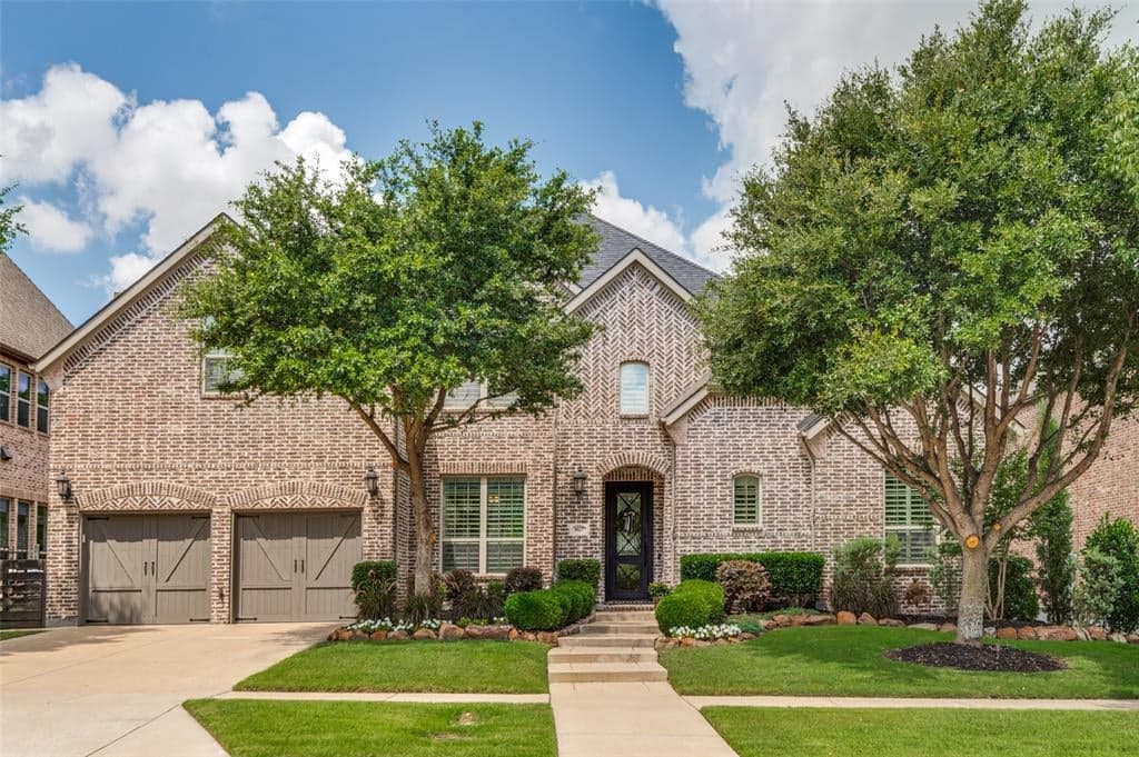 8025 Shackelford Dr