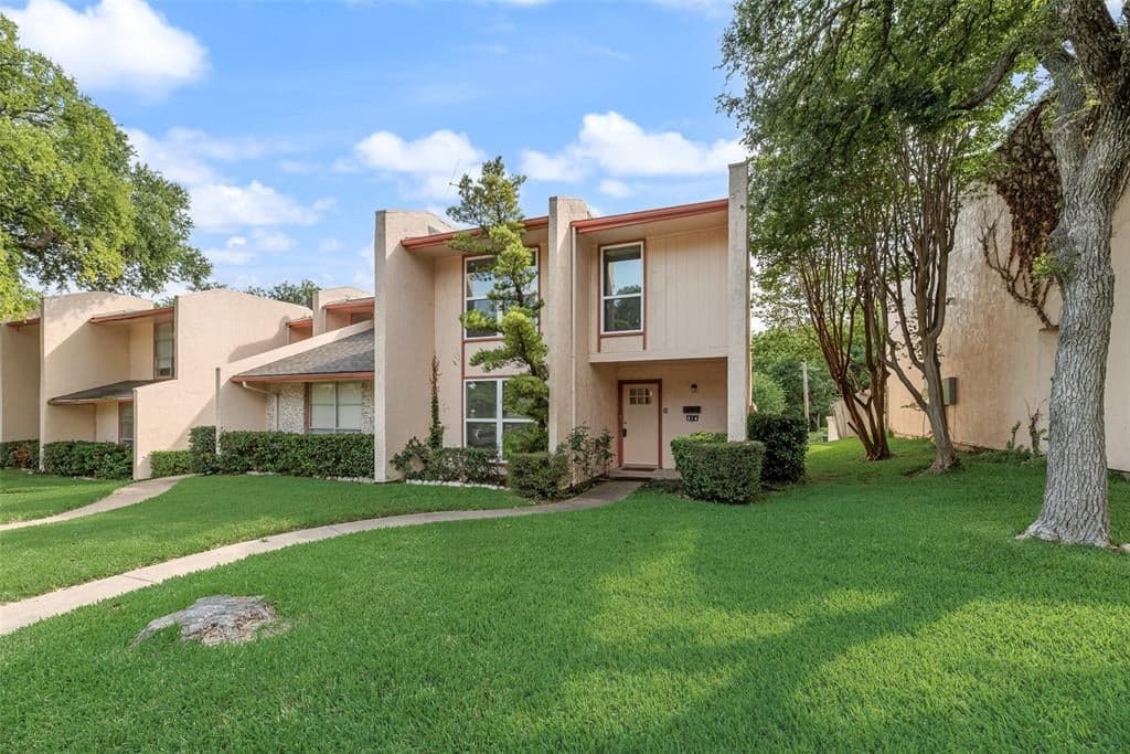 514 Valley Park Dr