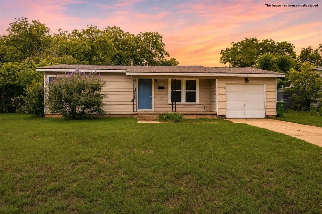 3729 Kris St