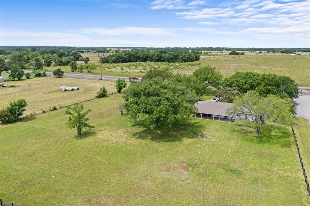 5772 N State Highway 78