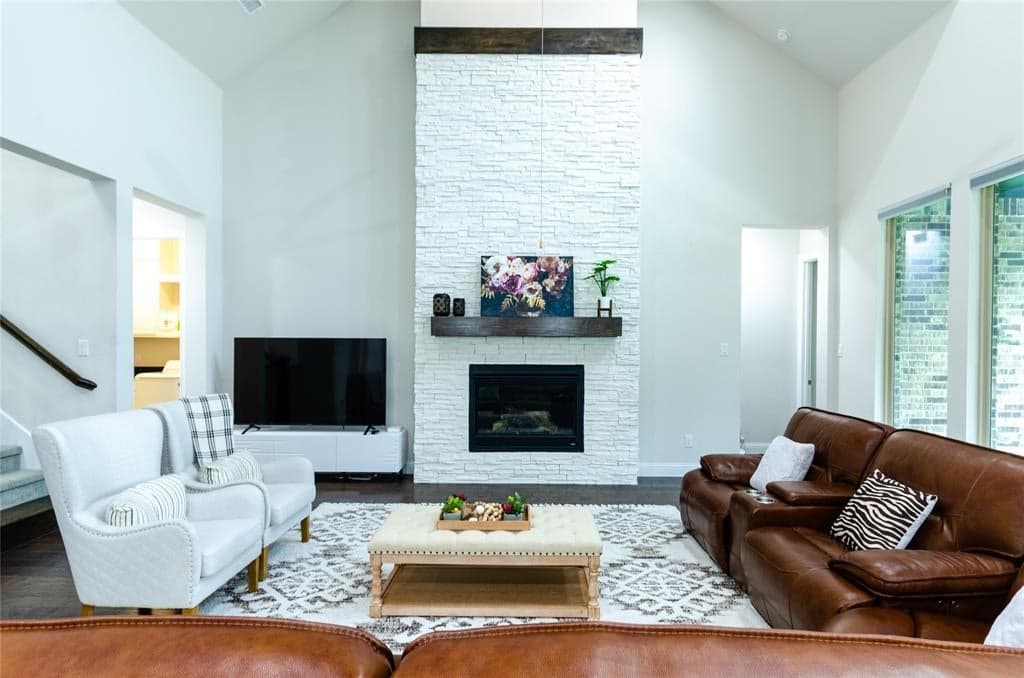 Gallery image 3
