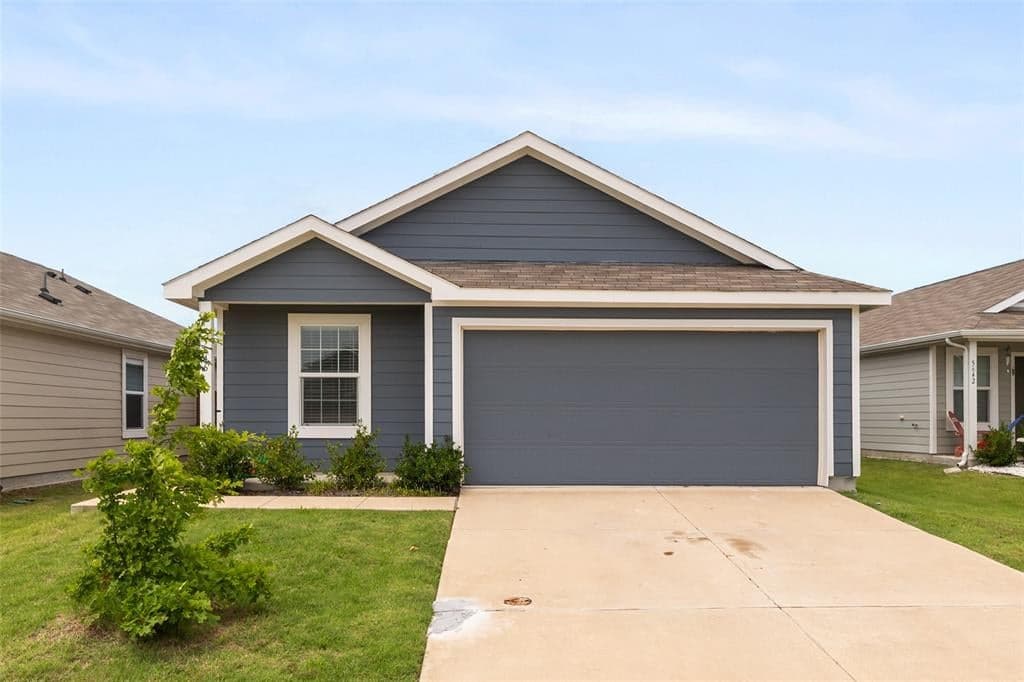 5646 Bristle Leaf Dr