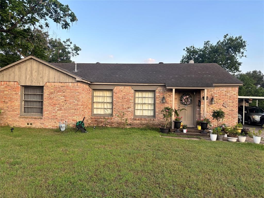 1508 E Texas Ave