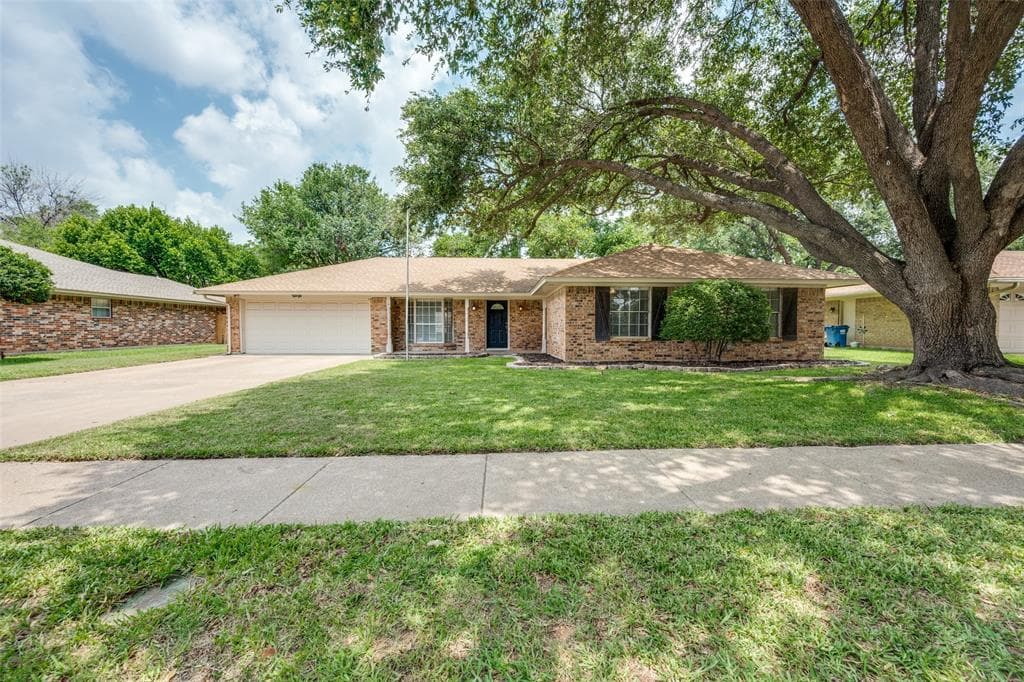 2613 Smith Barry Rd