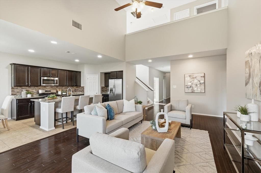 517 High Desert Dr