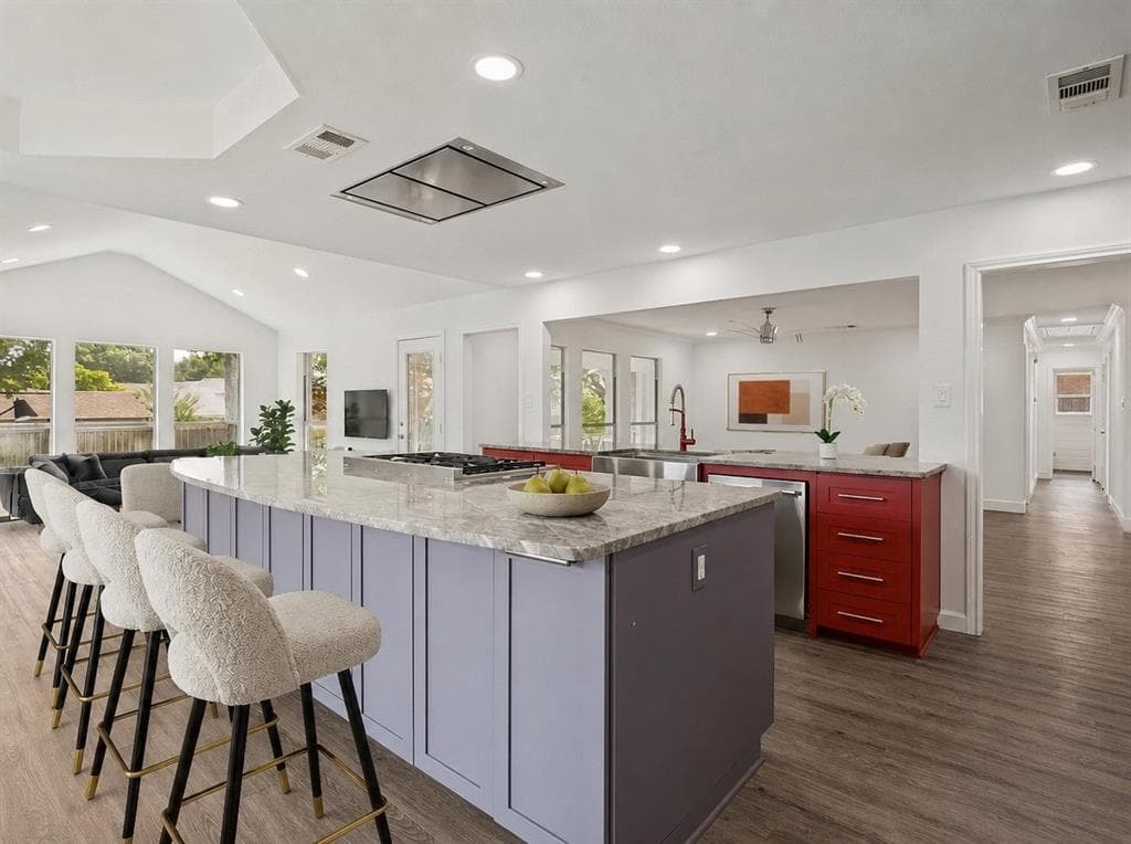 1125 Madlynne Dr