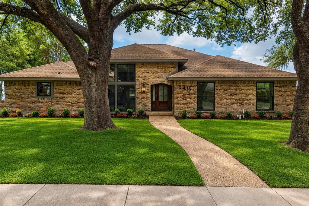 9410 Shady Valley Dr