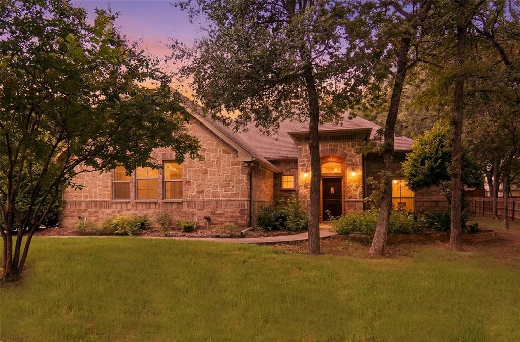 106 Elm Crest Ct