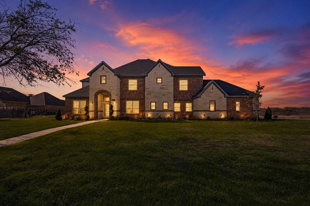 828 Mallard Pointe Dr