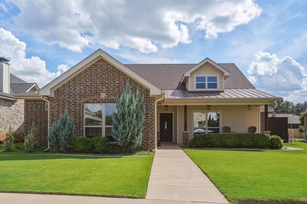 2542 John C Stevens St Ste Vens