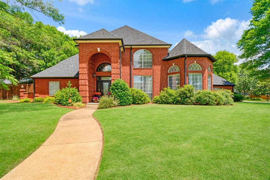 3035 Oak Creek Dr