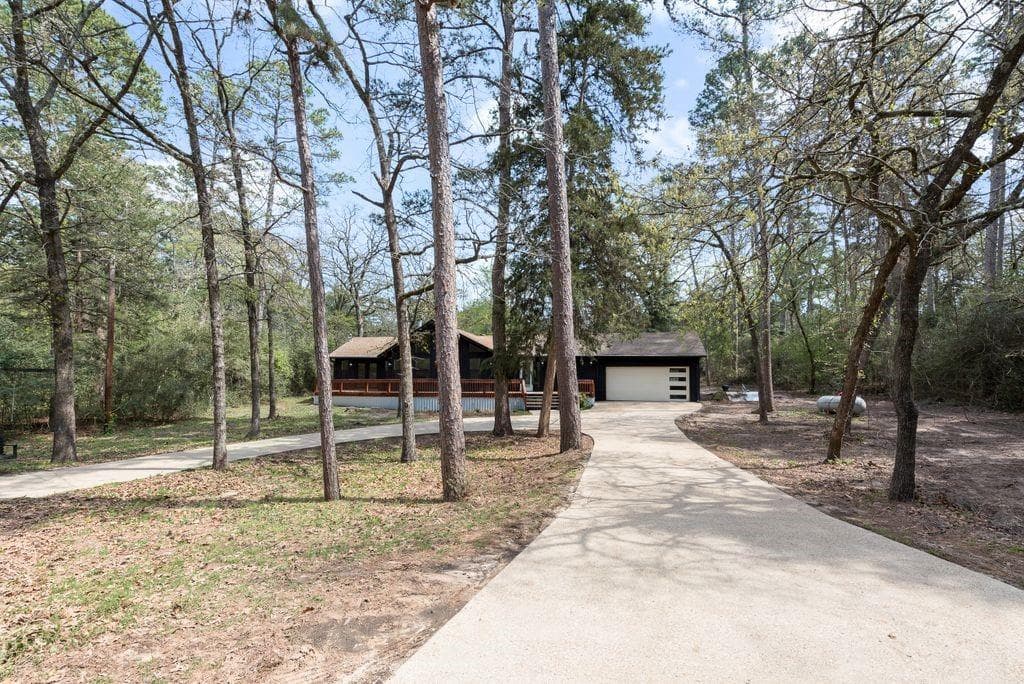 284 Pleasant Hill Ln