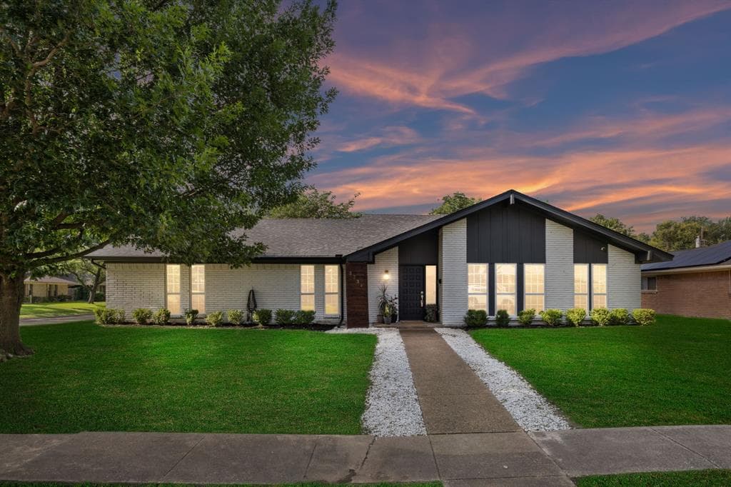 3234 Grantwood Dr