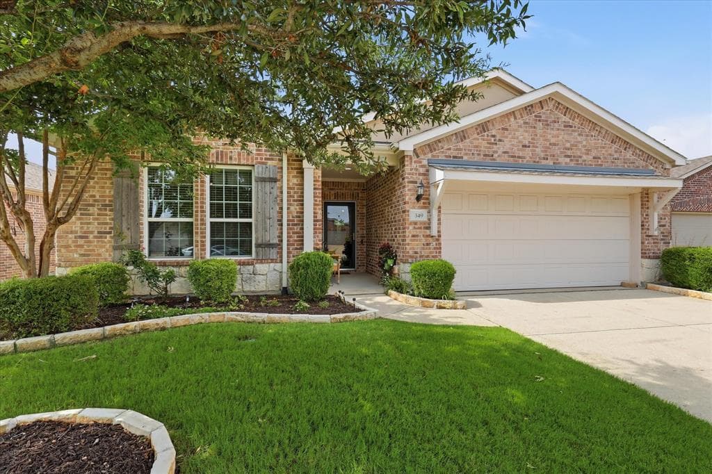 349 Balboa Ct
