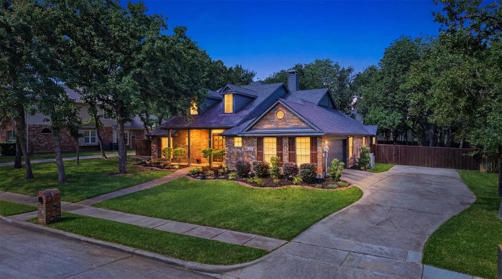 1906 Jesse Way